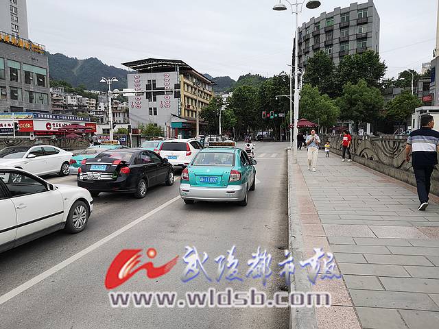 6c626db1b60e1e5825e304.jpg